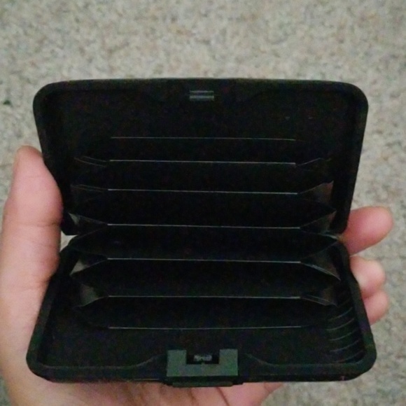 Card case - Picture 2 of 2